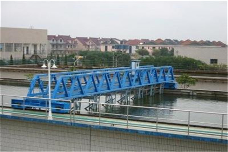 桁車(chē)式虹吸泥機(jī)