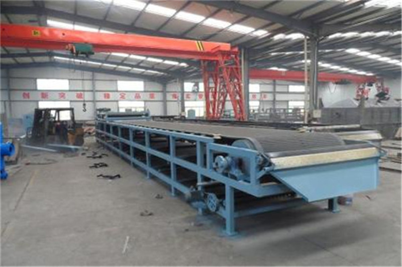 真空帶式過(guò)濾機(jī)